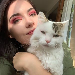 Meet your Posher, Amanda